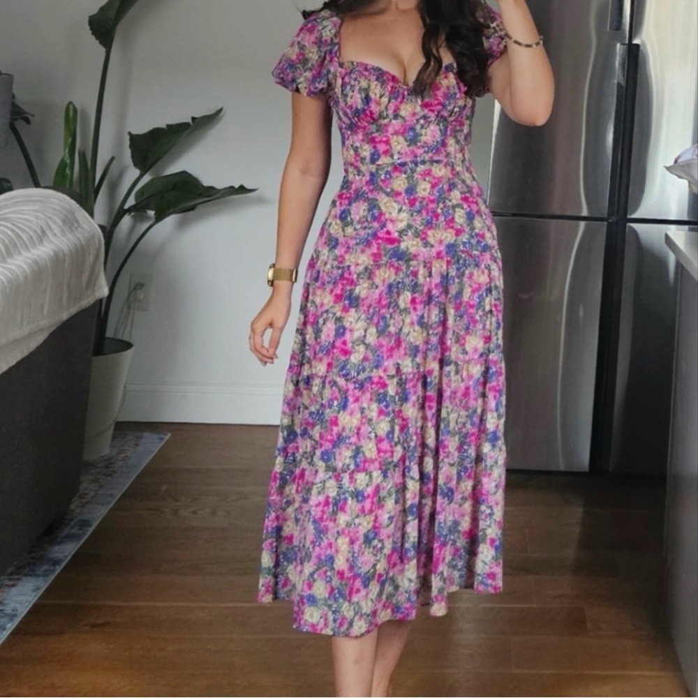 ASTR The Label Soho Chiffon Puff Sleeve Sweetheart Midi Dress Fuchsia Floral M